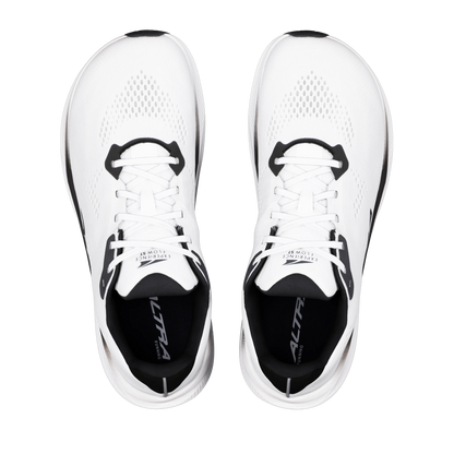 White/Black/White