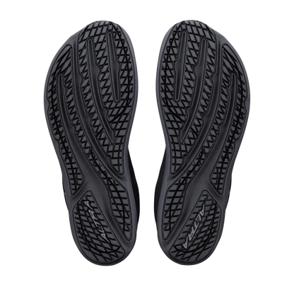 Black/Black/Black