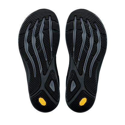 Black/Black/Castlerock